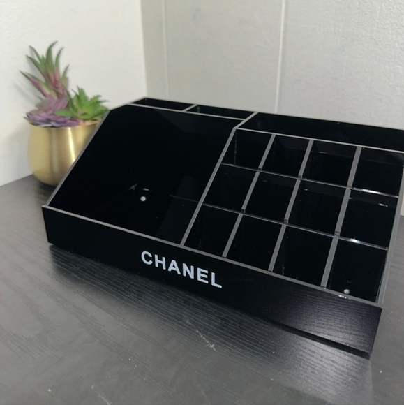 Makeup Organizer